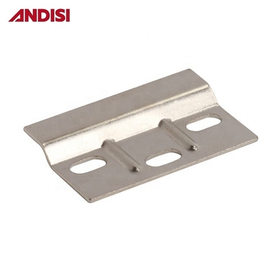 Appendice pratico per il ripostiglio degli accessori da cucina e bagno