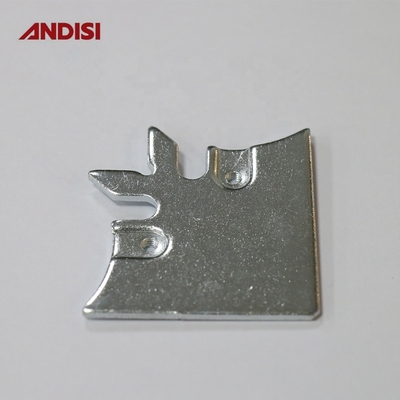 Non standard 3mm forma di pesce Placcata in zinco Acciaio Metal Bracket con connettore a buco Flat Cabinet Corner Brace