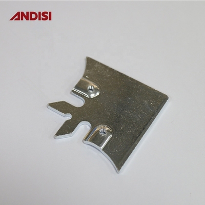 Non standard 3mm forma di pesce Placcata in zinco Acciaio Metal Bracket con connettore a buco Flat Cabinet Corner Brace