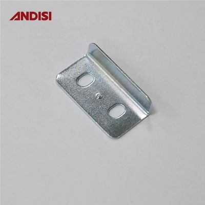 L Furniture Steel Flat Angle Bracket Connector con spessore di 0,8 mm e dimensioni di 32x17x8,23 mm
